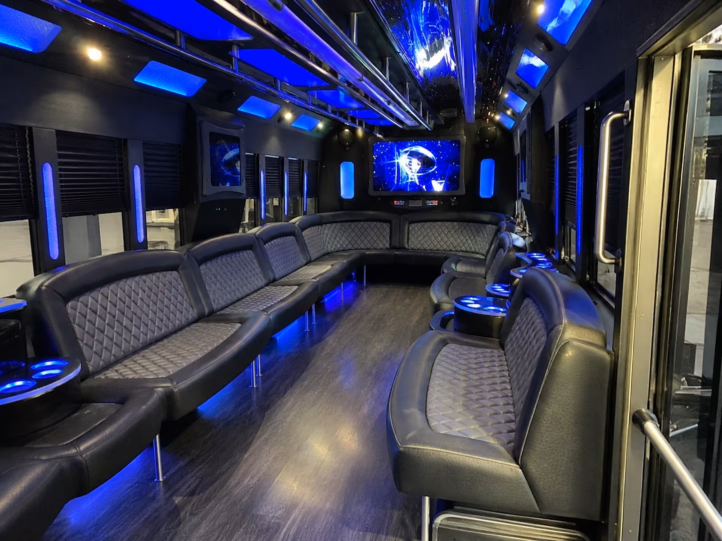 buckeye 28 passenger party bus interior