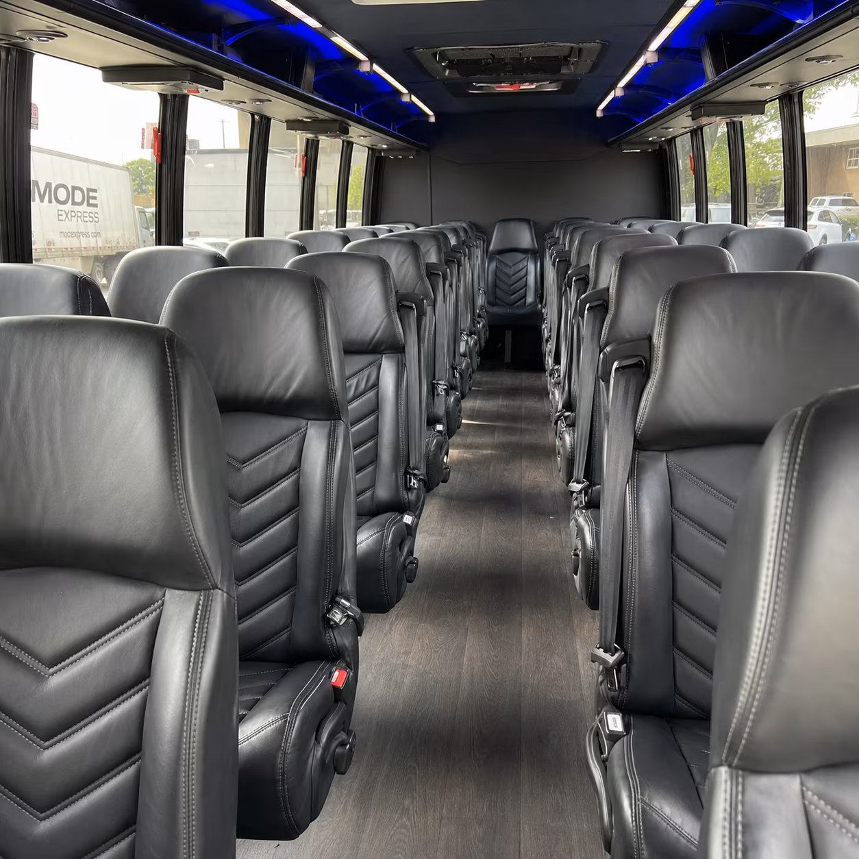 find and book transportation for your next airport transfer 2