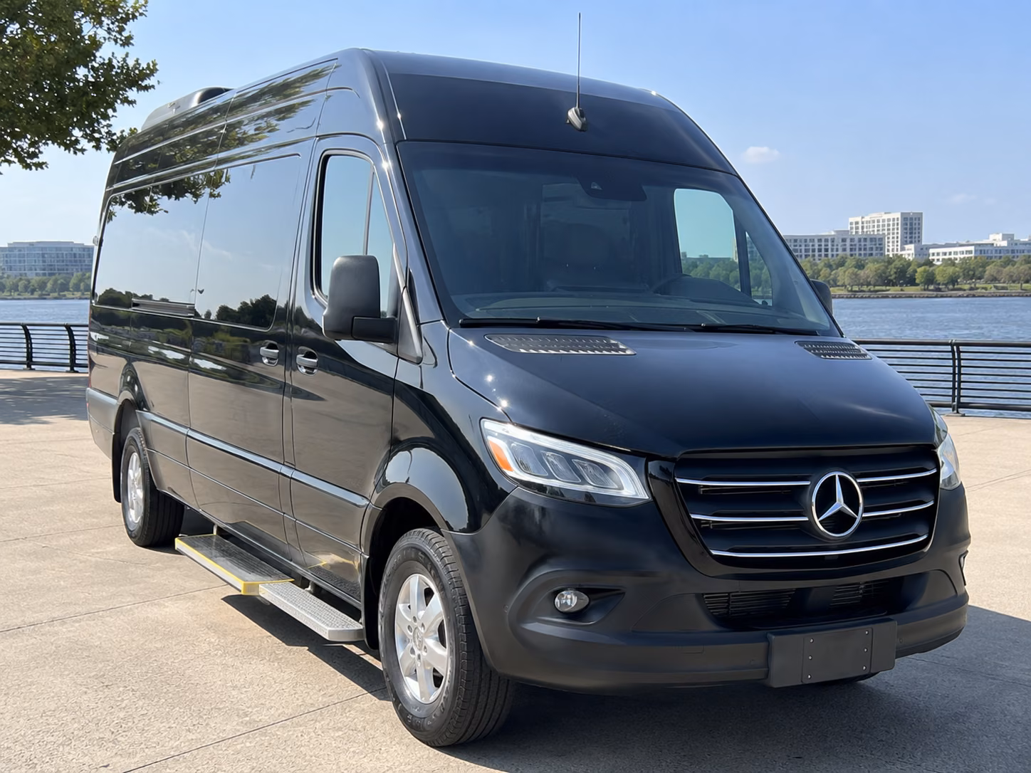 find and book transportation for your next wine tour 4
